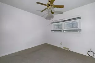 703 W 116th St, Chicago, IL 60628 - Photo 7