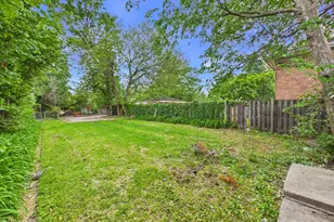 703 W 116th St, Chicago, IL 60628 - Photo 15