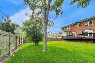 4641 Lilac Ave, Glenview, IL 60025 - Photo 29