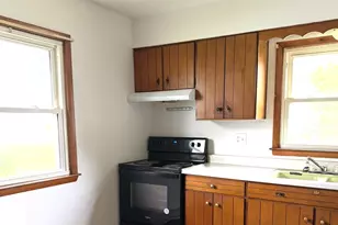 709 W McKinley St, Harvard, IL 60033 - Photo 11