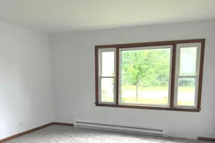 709 W McKinley St, Harvard, IL 60033 - Photo 15