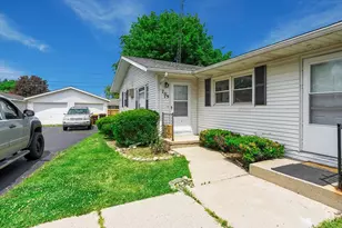 709 W McKinley St, Harvard, IL 60033 - Photo 3