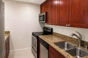 30 E Huron St, Chicago, IL 60611 - Photo 5