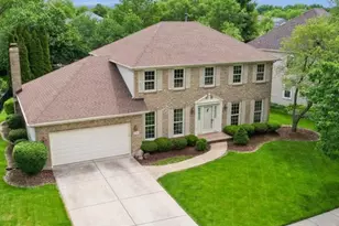116 Northampton Dr, Oswego, IL 60543 - Photo 1