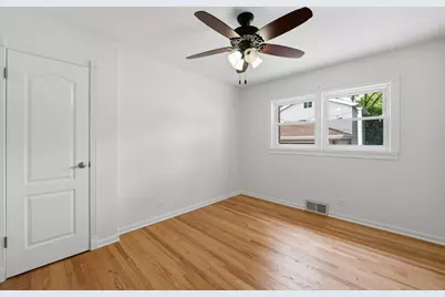 146 S Fremont Street, Palatine, IL 60067 - Photo 11