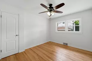 146 S Fremont St, Palatine, IL 60067 - Photo 11