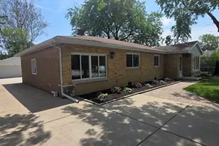 [Address not provided], Oak Lawn, IL 60453 - Photo 3