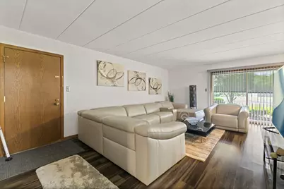 7428 W 153rd Street #1W, Orland Park, IL 60462 - Photo 3