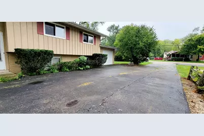 41511 N Country Club Drive, Antioch, IL 60002 - Photo 25