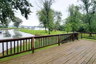41511 N Country Club Dr, Antioch, IL 60002 - Photo 3