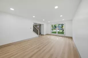 421 Russet Ave, Naperville, IL 60565 - Photo 17