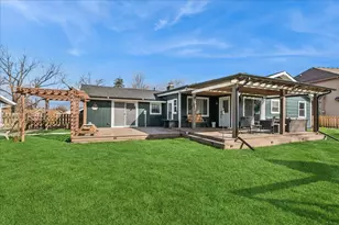 1923 Warwick Ln, Schaumburg, IL 60193 - Photo 17