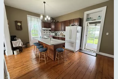 304 E Broadway, Mount Carroll, IL 61053 - Photo 5
