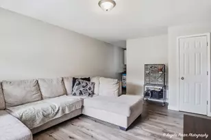 1904 Joanna Ave, Zion, IL 60099 - Photo 7