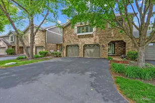 65 Country Club Dr, Bloomingdale, IL 60108 - Photo 1