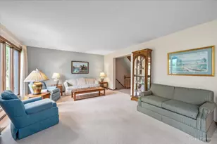 65 Country Club Dr, Bloomingdale, IL 60108 - Photo 13