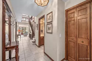 65 Country Club Dr, Bloomingdale, IL 60108 - Photo 7