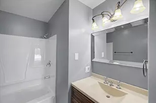 4210 E Park Ln, Decatur, IL 62521 - Photo 19