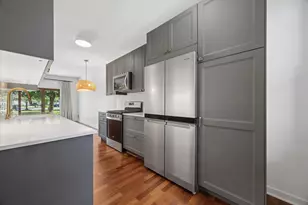 1239 Tennyson Ln, Naperville, IL 60540 - Photo 3