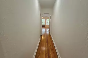 2454 W Catalpa Ave, Chicago, IL 60625 - Photo 15