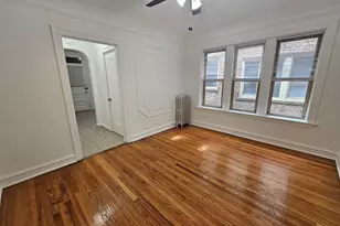 2454 W Catalpa Ave, Chicago, IL 60625 - Photo 17