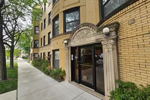 2454 W Catalpa Ave, Chicago, IL 60625 - Photo 1
