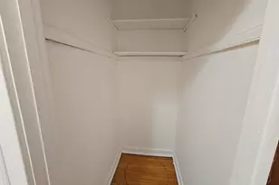 2454 W Catalpa Ave, Chicago, IL 60625 - Photo 9
