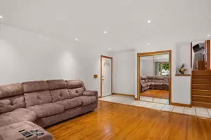 13041 S Muskegon Ave, Chicago, IL 60633 - Photo 9