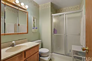 320 N Thornwood Dr, McHenry, IL 60050 - Photo 11