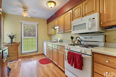 320 N Thornwood Drive #320, McHenry, IL 60050 - Photo 7