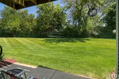 320 N Thornwood Drive #320, McHenry, IL 60050 - Photo 17