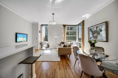 170 W Polk Street #1001, Chicago, IL 60605 - Photo 3