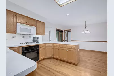 2255 Durand Drive, Downers Grove, IL 60515 - Photo 7