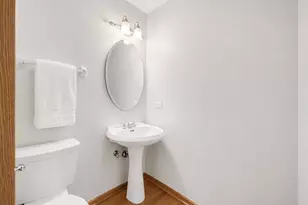 2255 Durand Dr, Downers Grove, IL 60515 - Photo 11