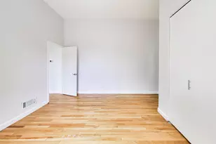 223 W Wisconsin St, Chicago, IL 60614 - Photo 11