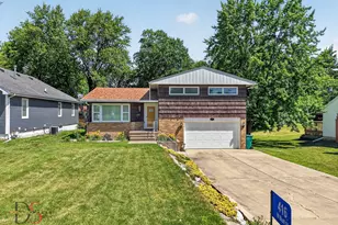 416 W Bluff St, Streator, IL 61364 - Photo 3