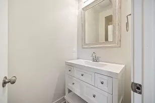 1817 Victoria Ave, North Chicago, IL 60064 - Photo 15