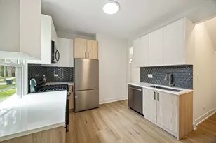 1817 Victoria Ave, North Chicago, IL 60064 - Photo 9
