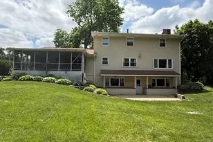 323 Bailey Ct, Princeton, IL 61356 - Photo 3