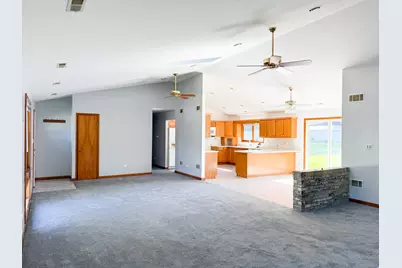 7706 Warwick Avenue, Darien, IL 60561 - Photo 13