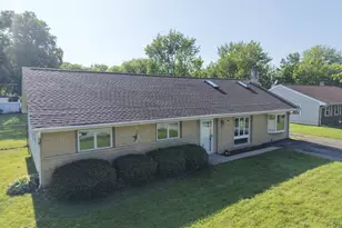 7706 Warwick Ave, Darien, IL 60561 - Photo 1