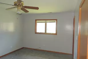 7706 Warwick Ave, Darien, IL 60561 - Photo 37