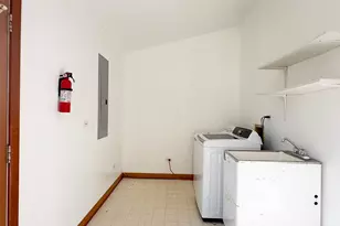7706 Warwick Ave, Darien, IL 60561 - Photo 19