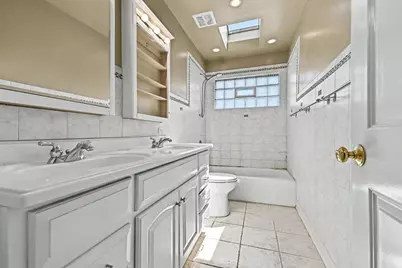8243 N Ozanam Avenue, Niles, IL 60714 - Photo 11