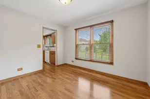 859 Big Bear Trail, Cary, IL 60013 - Photo 5