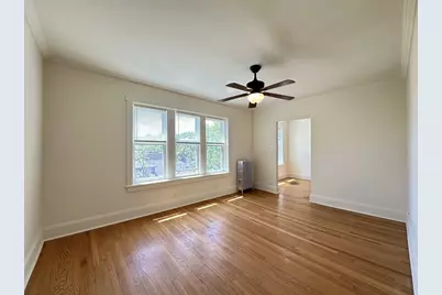 2856 W Cullom Avenue #3, Chicago, IL 60618 - Photo 13