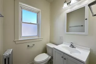 2856 W Cullom Ave, Chicago, IL 60618 - Photo 19