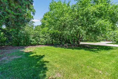 69 Central Avenue, Aurora, IL 60506 - Photo 35