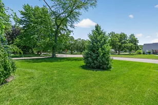 69 Central Ave, Aurora, IL 60506 - Photo 29