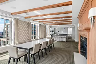 10 E Delaware Pl, Chicago, IL 60611 - Photo 35